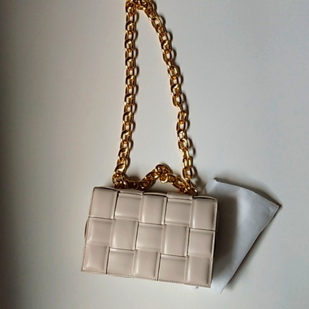 Urban Expressions Cream Quilted Shoulder Bag with Gold Chain